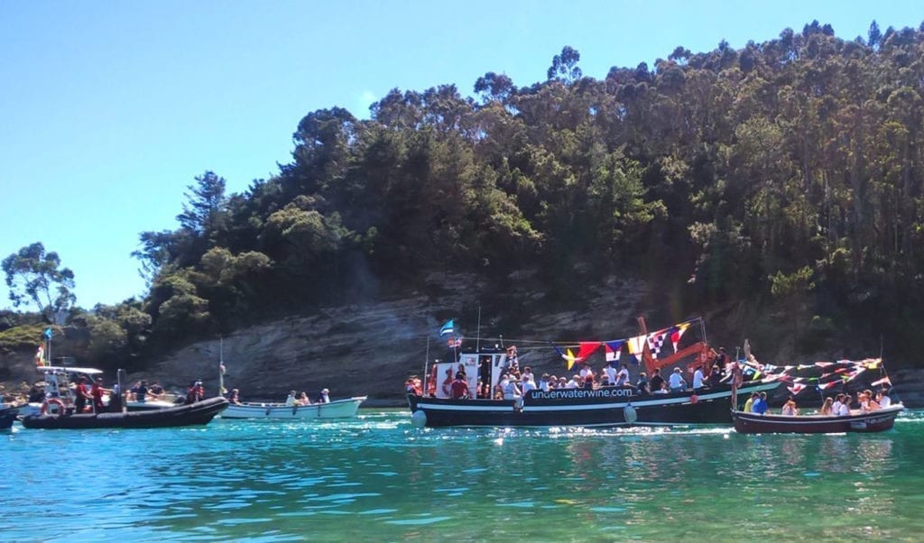 Bodega Crusoe Treasure lleva a la Virgen del Carmen